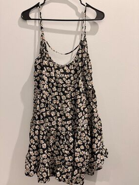 Brandy Melville Black Daisy Print Spaghetti Strap Cami Dress